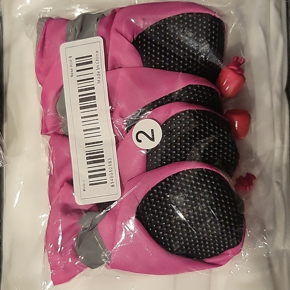 4pcs Water-Resistant Dog Shoes...size S